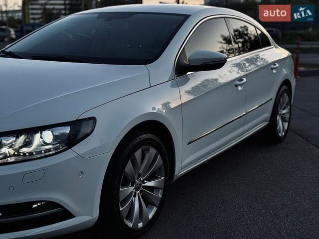 Білий Фольксваген CC / Passat CC, об'ємом двигуна 1.97 л та пробігом 173 тис. км за 11799 $, фото 10 на Automoto.ua