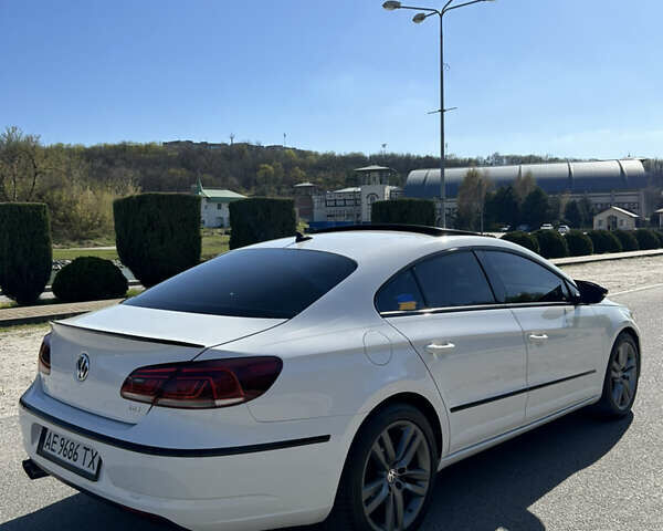 Белый Фольксваген CC / Passat CC, объемом двигателя 2 л и пробегом 153 тыс. км за 11700 $, фото 3 на Automoto.ua