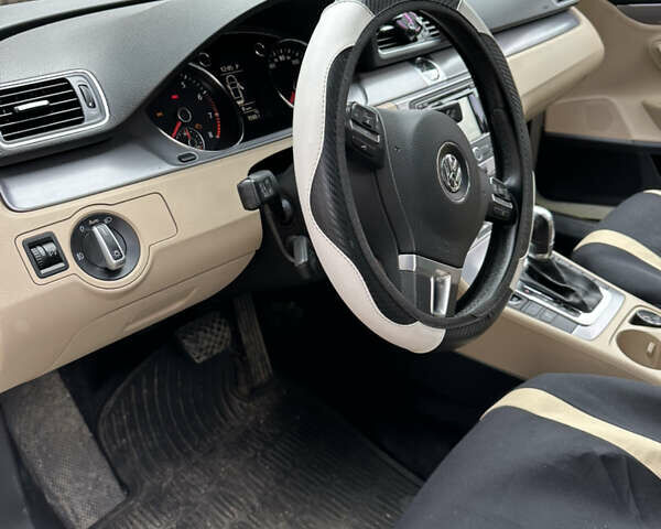 Белый Фольксваген CC / Passat CC, объемом двигателя 1.98 л и пробегом 150 тыс. км за 11500 $, фото 1 на Automoto.ua