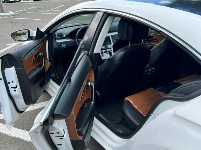 Белый Фольксваген CC / Passat CC, объемом двигателя 1.8 л и пробегом 197 тыс. км за 9600 $, фото 23 на Automoto.ua