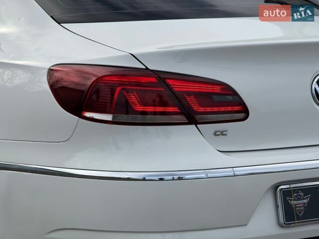 Білий Фольксваген CC / Passat CC, об'ємом двигуна 1.98 л та пробігом 190 тис. км за 10190 $, фото 12 на Automoto.ua