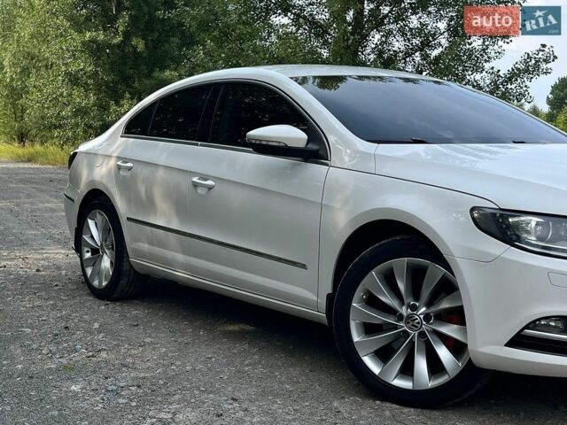 Белый Фольксваген CC / Passat CC, объемом двигателя 1.97 л и пробегом 206 тыс. км за 13500 $, фото 2 на Automoto.ua