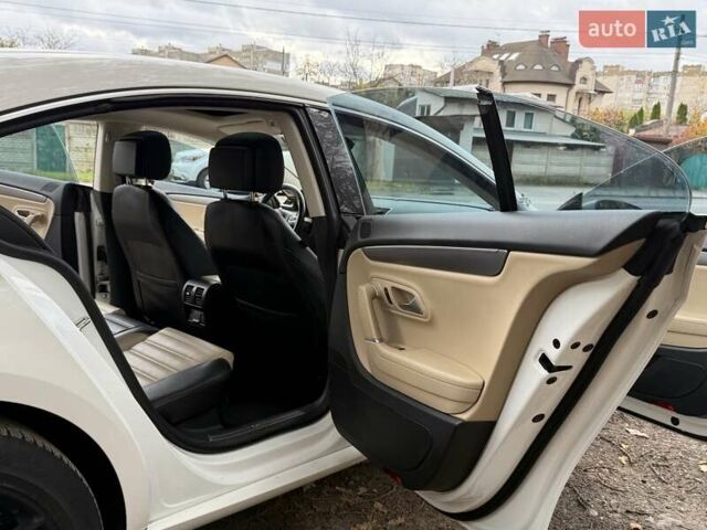 Фольксваген CC / Passat CC 2012 у Києві на Automoto.ua Білий Фольксваген CC / Passat CC, об'ємом двигуна 1.98 л та пробігом 268 тис. км за 9400 $, фото 9 на Automoto.ua