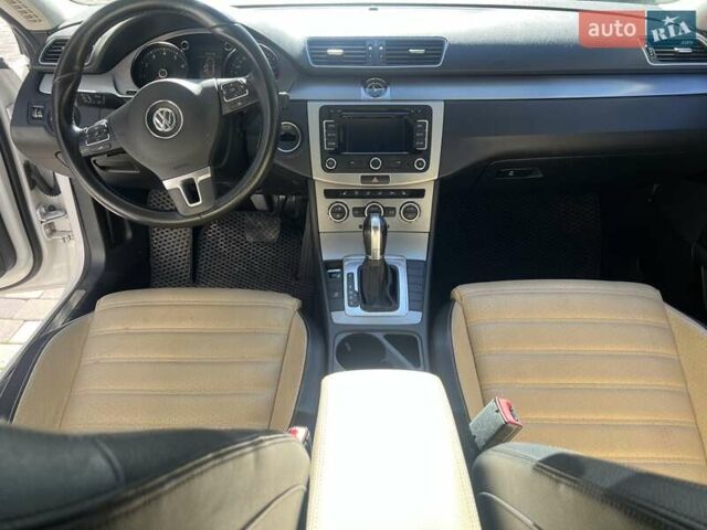 Белый Фольксваген CC / Passat CC, объемом двигателя 1.98 л и пробегом 201 тыс. км за 10500 $, фото 6 на Automoto.ua