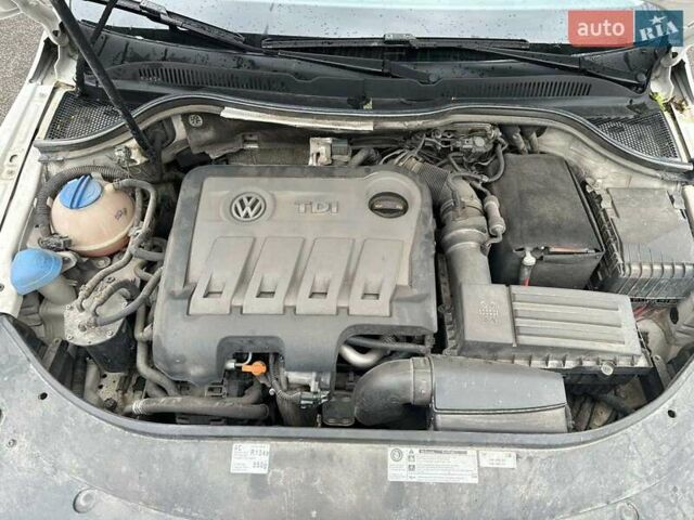 Белый Фольксваген CC / Passat CC, объемом двигателя 1.97 л и пробегом 258 тыс. км за 13500 $, фото 10 на Automoto.ua