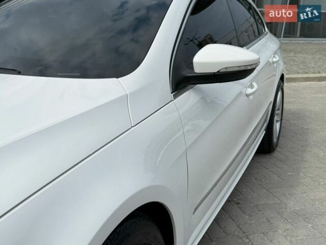 Білий Фольксваген CC / Passat CC, об'ємом двигуна 1.98 л та пробігом 161 тис. км за 10500 $, фото 8 на Automoto.ua