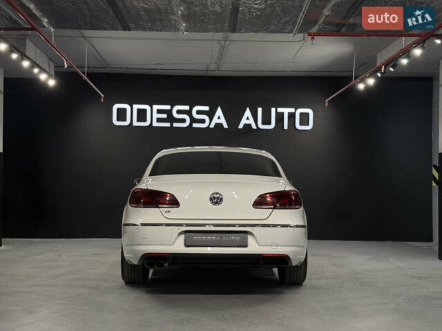 Белый Фольксваген CC / Passat CC, объемом двигателя 2 л и пробегом 182 тыс. км за 13000 $, фото 12 на Automoto.ua