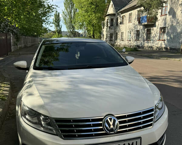 Белый Фольксваген CC / Passat CC, объемом двигателя 1.98 л и пробегом 186 тыс. км за 10400 $, фото 3 на Automoto.ua