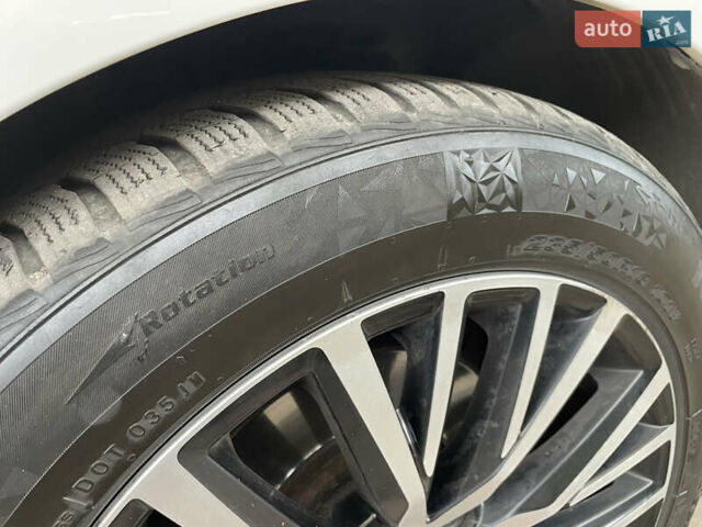 Белый Фольксваген CC / Passat CC, объемом двигателя 1.8 л и пробегом 236 тыс. км за 10699 $, фото 7 на Automoto.ua