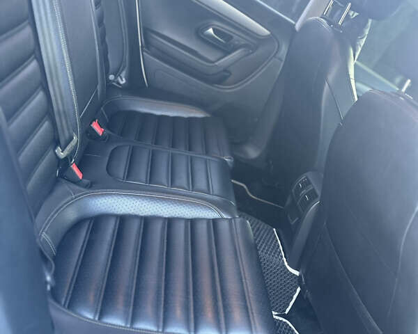 Белый Фольксваген CC / Passat CC, объемом двигателя 1.98 л и пробегом 244 тыс. км за 10000 $, фото 16 на Automoto.ua