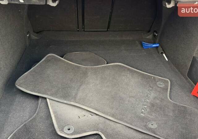 Фольксваген CC / Passat CC 2013 в Луцке на Automoto.ua Белый Фольксваген CC / Passat CC, объемом двигателя 1.97 л и пробегом 205 тыс. км за 11900 $, фото 2 на Automoto.ua