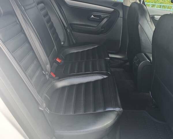 Фольксваген CC / Passat CC 2013 в Киеве на Automoto.ua Белый Фольксваген CC / Passat CC, объемом двигателя 2 л и пробегом 206 тыс. км за 8950 $, фото 11 на Automoto.ua