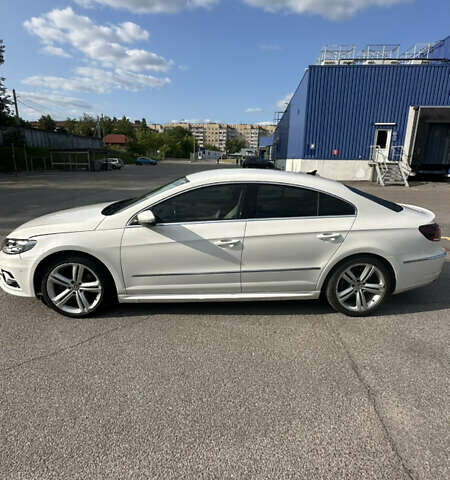 Белый Фольксваген CC / Passat CC, объемом двигателя 1.98 л и пробегом 181 тыс. км за 9700 $, фото 2 на Automoto.ua