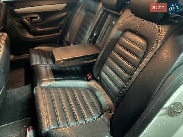 Белый Фольксваген CC / Passat CC, объемом двигателя 1.98 л и пробегом 183 тыс. км за 9800 $, фото 11 на Automoto.ua