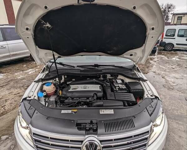 Белый Фольксваген CC / Passat CC, объемом двигателя 1.98 л и пробегом 210 тыс. км за 11399 $, фото 48 на Automoto.ua