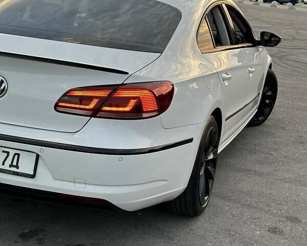 Белый Фольксваген CC / Passat CC, объемом двигателя 1.97 л и пробегом 159 тыс. км за 13999 $, фото 36 на Automoto.ua