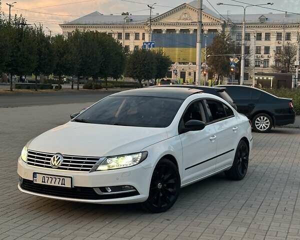 Белый Фольксваген CC / Passat CC, объемом двигателя 1.97 л и пробегом 159 тыс. км за 13999 $, фото 5 на Automoto.ua