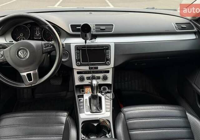 Фольксваген CC / Passat CC 2013 в Луцке на Automoto.ua Белый Фольксваген CC / Passat CC, объемом двигателя 1.97 л и пробегом 205 тыс. км за 11900 $, фото 5 на Automoto.ua