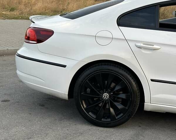 Белый Фольксваген CC / Passat CC, объемом двигателя 1.97 л и пробегом 159 тыс. км за 13999 $, фото 35 на Automoto.ua
