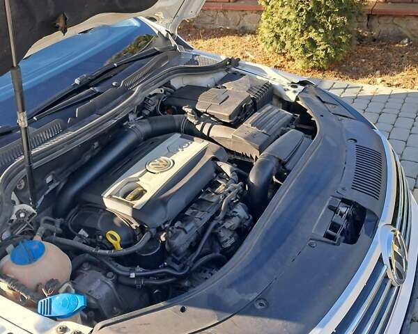 Белый Фольксваген CC / Passat CC, объемом двигателя 1.98 л и пробегом 186 тыс. км за 12300 $, фото 28 на Automoto.ua