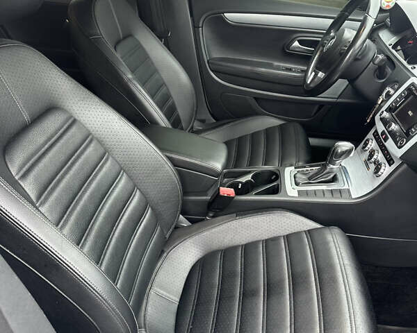 Белый Фольксваген CC / Passat CC, объемом двигателя 1.98 л и пробегом 240 тыс. км за 9500 $, фото 18 на Automoto.ua