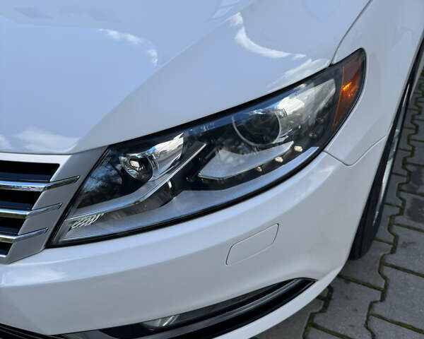 Білий Фольксваген CC / Passat CC, об'ємом двигуна 1.98 л та пробігом 164 тис. км за 11500 $, фото 3 на Automoto.ua