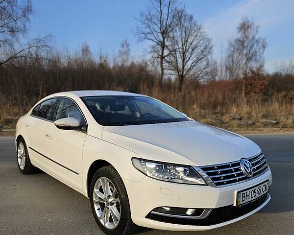 Белый Фольксваген CC / Passat CC, объемом двигателя 1.97 л и пробегом 72 тыс. км за 16500 $, фото 3 на Automoto.ua
