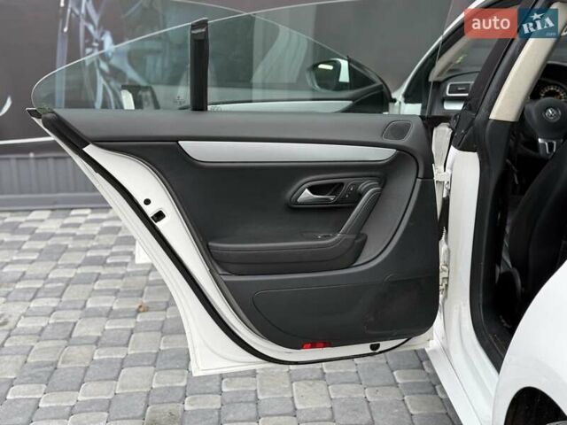 Белый Фольксваген CC / Passat CC, объемом двигателя 1.98 л и пробегом 190 тыс. км за 10700 $, фото 52 на Automoto.ua