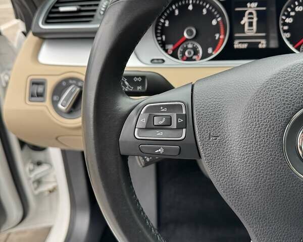 Білий Фольксваген CC / Passat CC, об'ємом двигуна 2 л та пробігом 91 тис. км за 10999 $, фото 31 на Automoto.ua