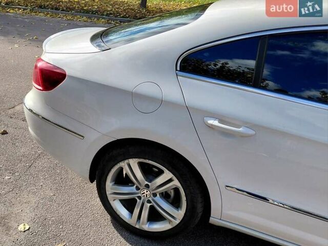 Белый Фольксваген CC / Passat CC, объемом двигателя 1.98 л и пробегом 228 тыс. км за 10500 $, фото 36 на Automoto.ua