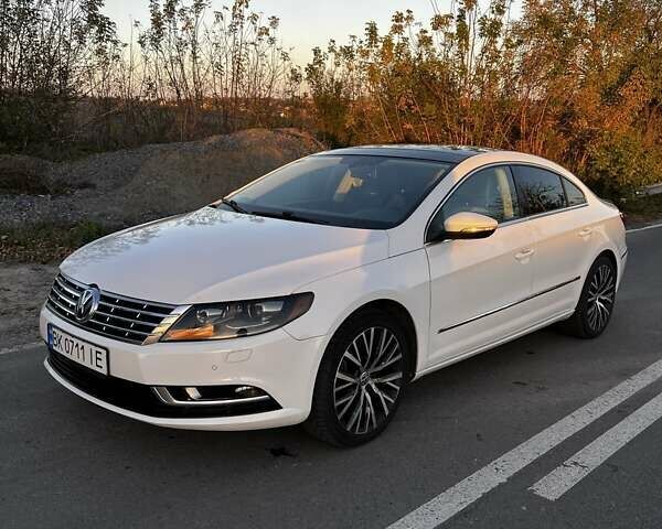 Белый Фольксваген CC / Passat CC, объемом двигателя 3.6 л и пробегом 227 тыс. км за 13300 $, фото 1 на Automoto.ua