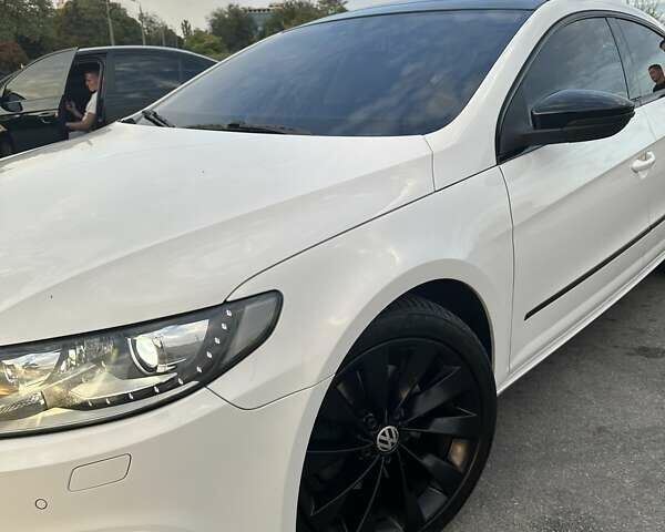 Белый Фольксваген CC / Passat CC, объемом двигателя 1.97 л и пробегом 159 тыс. км за 13999 $, фото 15 на Automoto.ua