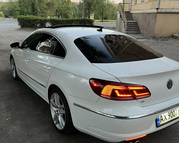 Белый Фольксваген CC / Passat CC, объемом двигателя 1.98 л и пробегом 100 тыс. км за 14000 $, фото 3 на Automoto.ua