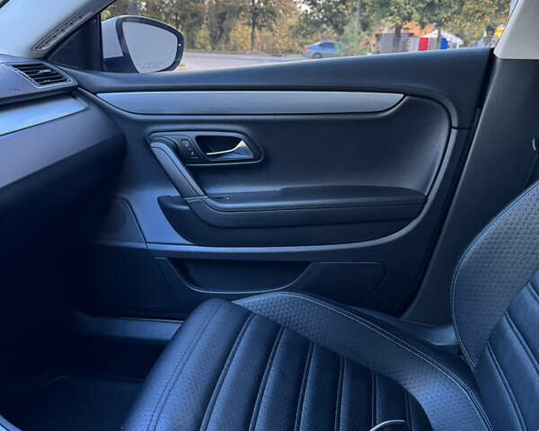 Білий Фольксваген CC / Passat CC, об'ємом двигуна 1.98 л та пробігом 164 тис. км за 11500 $, фото 16 на Automoto.ua