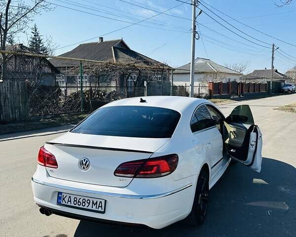 Белый Фольксваген CC / Passat CC, объемом двигателя 1.98 л и пробегом 227 тыс. км за 12500 $, фото 5 на Automoto.ua