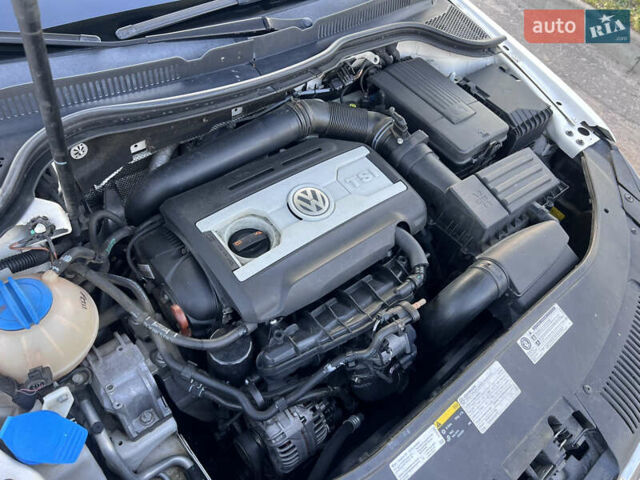 Белый Фольксваген CC / Passat CC, объемом двигателя 2 л и пробегом 178 тыс. км за 10899 $, фото 36 на Automoto.ua