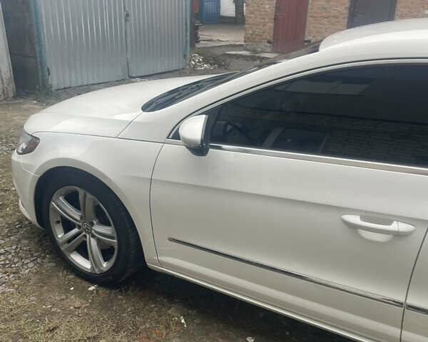 Белый Фольксваген CC / Passat CC, объемом двигателя 2 л и пробегом 190 тыс. км за 11000 $, фото 5 на Automoto.ua