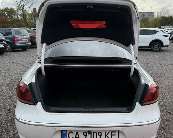 Фольксваген CC / Passat CC 2013 в Черкассах на Automoto.ua Белый Фольксваген CC / Passat CC, объемом двигателя 1.97 л и пробегом 226 тыс. км за 13000 $, фото 13 на Automoto.ua