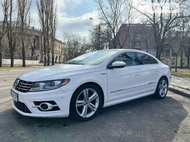 Білий Фольксваген CC / Passat CC, об'ємом двигуна 2 л та пробігом 184 тис. км за 11000 $, фото 4 на Automoto.ua