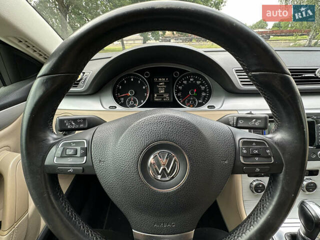 Белый Фольксваген CC / Passat CC, объемом двигателя 1.98 л и пробегом 168 тыс. км за 12300 $, фото 2 на Automoto.ua