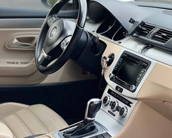 Белый Фольксваген CC / Passat CC, объемом двигателя 1.98 л и пробегом 130 тыс. км за 10299 $, фото 36 на Automoto.ua