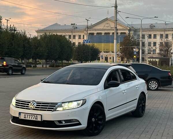Белый Фольксваген CC / Passat CC, объемом двигателя 1.97 л и пробегом 159 тыс. км за 13999 $, фото 4 на Automoto.ua