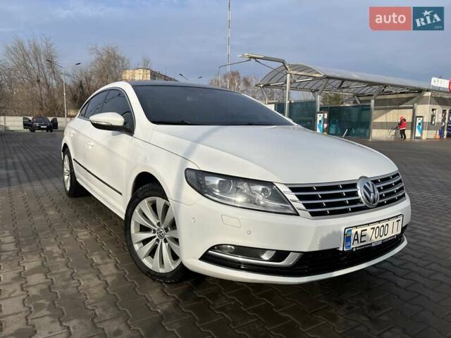 Белый Фольксваген CC / Passat CC, объемом двигателя 1.97 л и пробегом 260 тыс. км за 13500 $, фото 2 на Automoto.ua