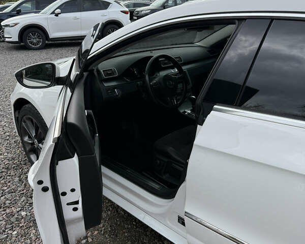 Фольксваген CC / Passat CC 2013 в Черкассах на Automoto.ua Белый Фольксваген CC / Passat CC, объемом двигателя 1.97 л и пробегом 226 тыс. км за 13000 $, фото 6 на Automoto.ua