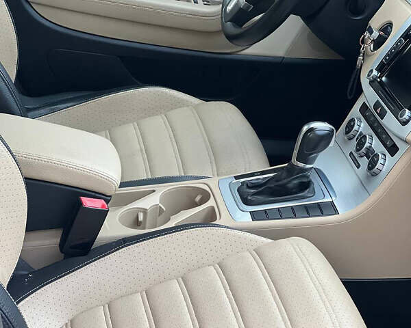 Белый Фольксваген CC / Passat CC, объемом двигателя 1.98 л и пробегом 130 тыс. км за 10299 $, фото 35 на Automoto.ua