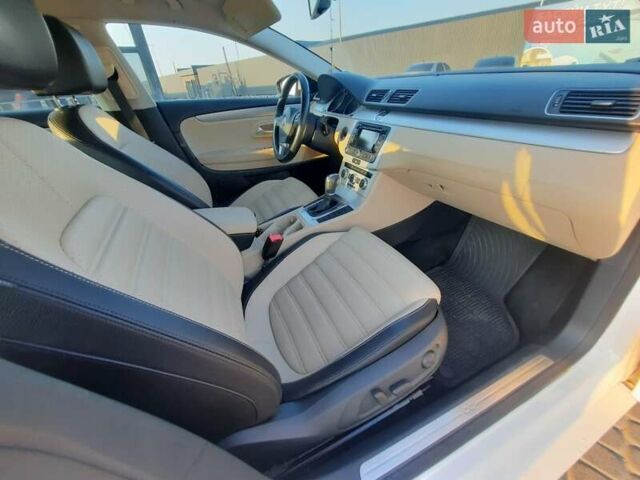 Белый Фольксваген CC / Passat CC, объемом двигателя 1.98 л и пробегом 250 тыс. км за 11600 $, фото 46 на Automoto.ua