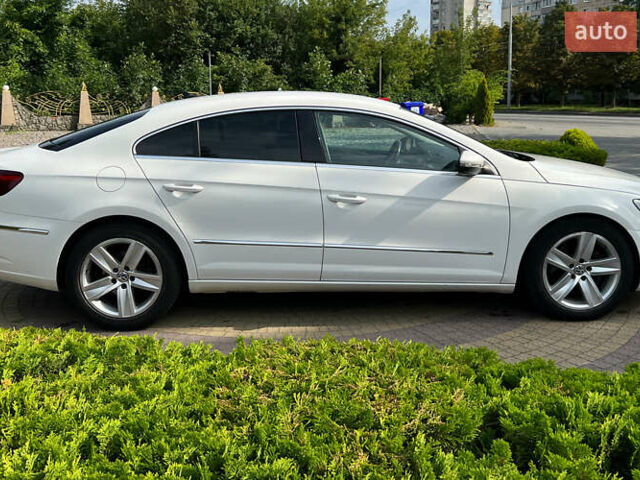 Белый Фольксваген CC / Passat CC, объемом двигателя 2 л и пробегом 132 тыс. км за 11700 $, фото 7 на Automoto.ua