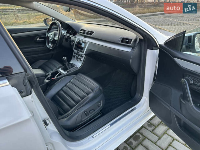 Белый Фольксваген CC / Passat CC, объемом двигателя 1.98 л и пробегом 108 тыс. км за 9900 $, фото 15 на Automoto.ua