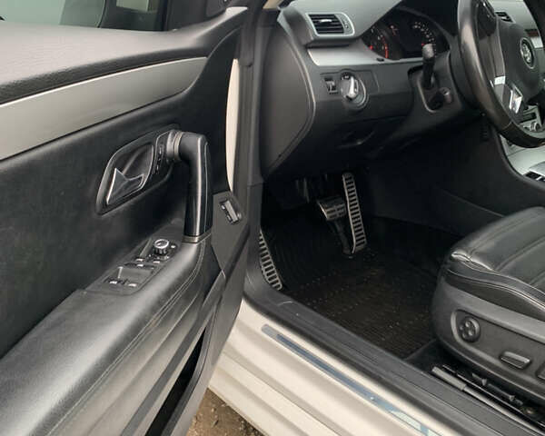 Белый Фольксваген CC / Passat CC, объемом двигателя 1.98 л и пробегом 202 тыс. км за 11000 $, фото 12 на Automoto.ua