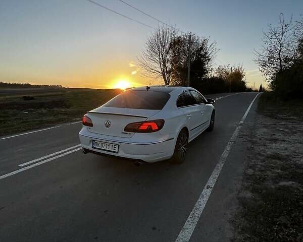 Белый Фольксваген CC / Passat CC, объемом двигателя 3.6 л и пробегом 227 тыс. км за 13300 $, фото 3 на Automoto.ua